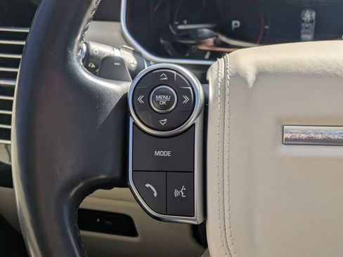 Used 2016 Land Rover Range Rover HSE image 28