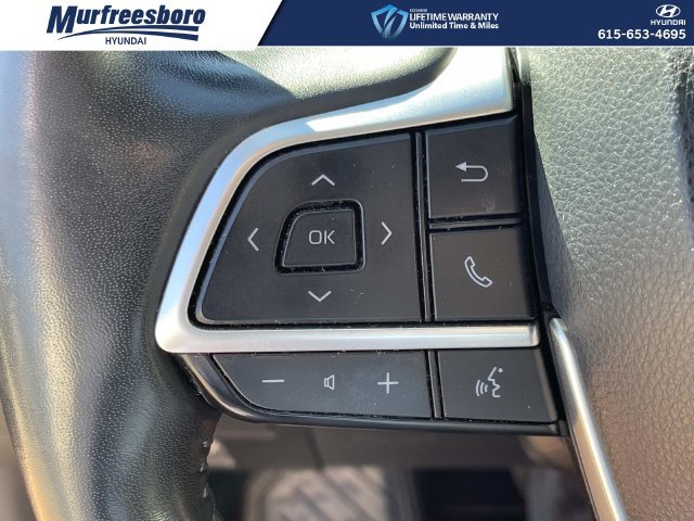 Used 2022 Toyota Highlander Limited AWD/4WD image 40