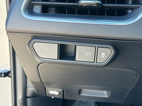 Used 2025 Kia K4 GT-Line Turbo image 35