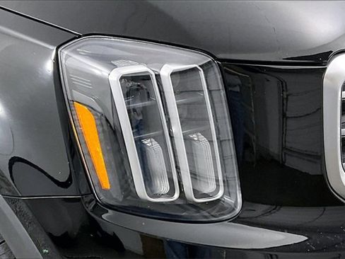 Certified 2024 Kia Telluride S w/ S Sunroof Package image 32
