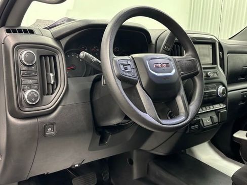 Used 2024 GMC Sierra 1500 Pro w/ Pro Value Package image 17