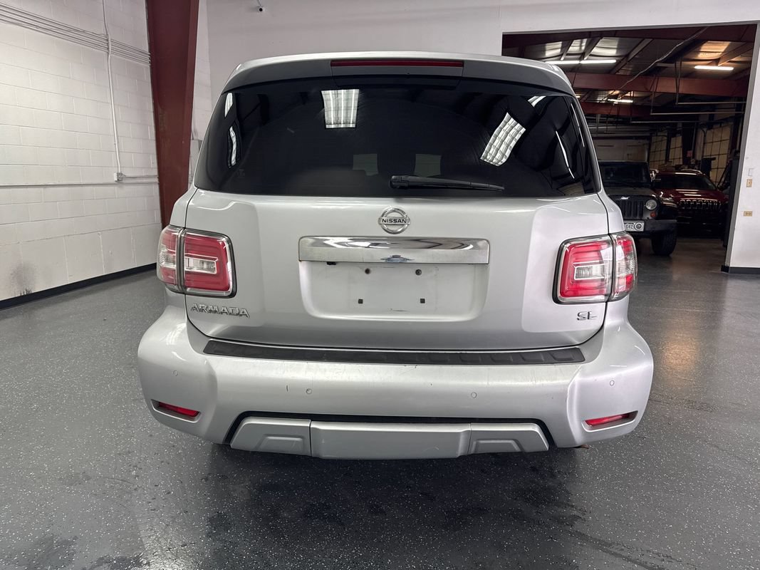 Used 2018 Nissan Armada SL w/ Moonroof Package AWD/4WD image 5