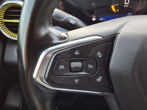 Used 2024 Chevrolet Trax ACTIV w/ Sunroof Package FWD image 15