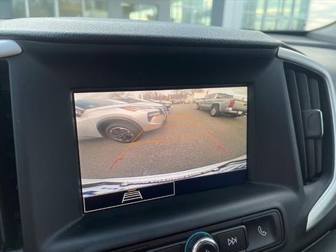 Used 2024 GMC Terrain SLE image 13