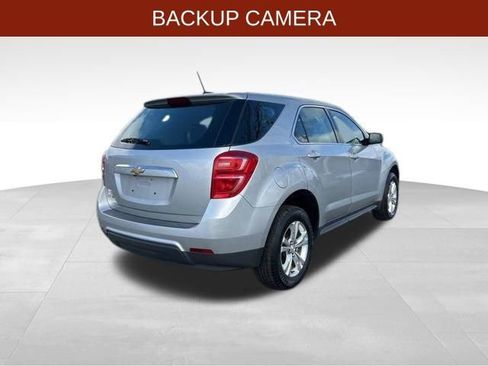 Used 2017 Chevrolet Equinox LS image 7