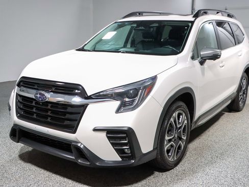 Used 2023 Subaru Ascent Limited w/ Technology Package image 34