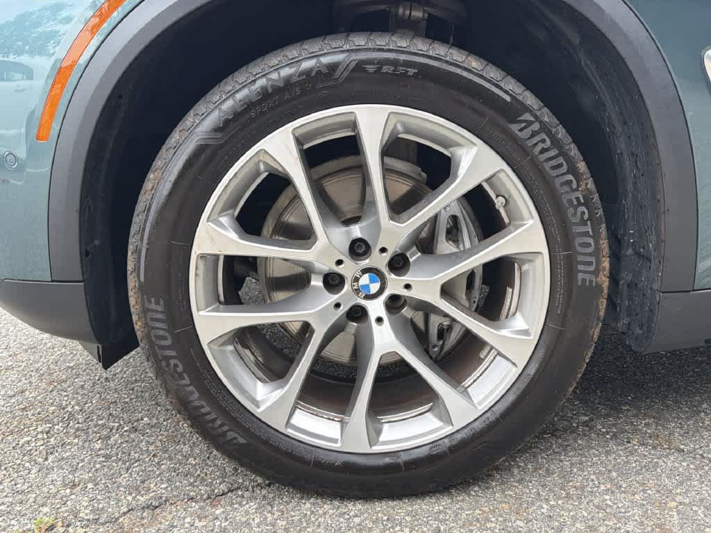 Used 2024 BMW X5 xDrive40i w/ Premium Package AWD/4WD image 16