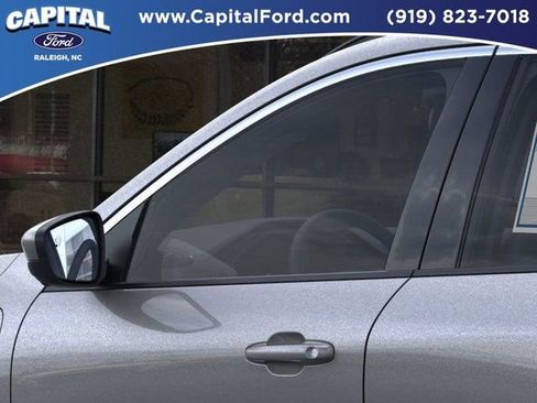 New 2026 Ford Escape SE image 20