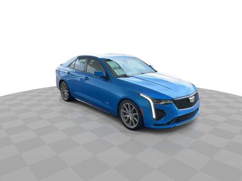 Certified 2025 Cadillac CT4 V RWD image 2