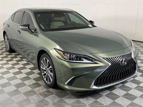 Used 2019 Lexus ES 350 w/ Premium Package FWD image 10