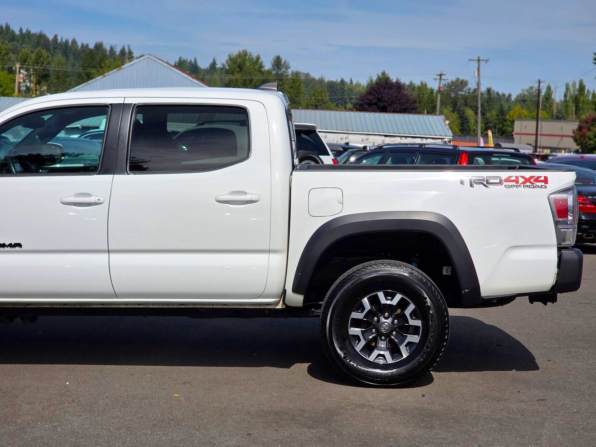 Used 2023 Toyota Tacoma TRD Off-Road AWD/4WD image 6