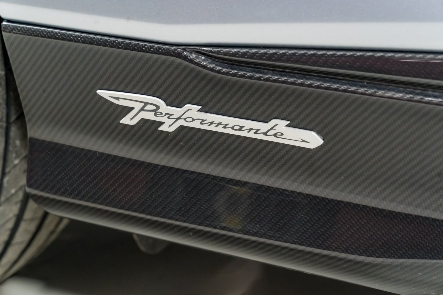 Used 2024 Lamborghini Urus Performante AWD/4WD image 40