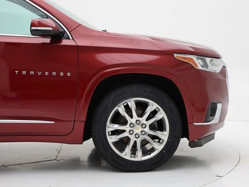 Used 2018 Chevrolet Traverse High Country image 3
