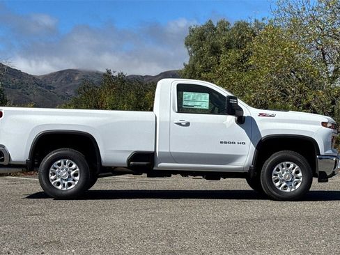 New 2025 Chevrolet Silverado 2500 LT image 3