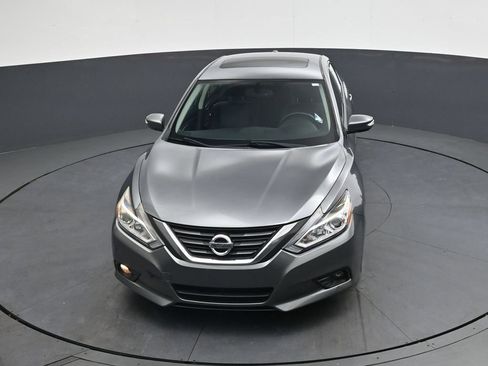 Used 2017 Nissan Altima 2.5 SV w/ Convenience Package FWD image 41