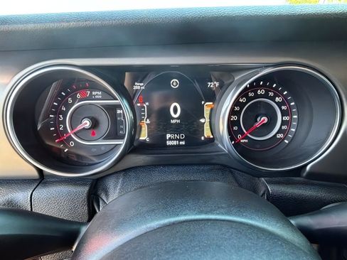 Used 2019 Jeep Wrangler Unlimited Rubicon AWD/4WD image 13