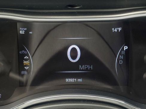 Used 2022 Jeep Grand Cherokee Limited image 18