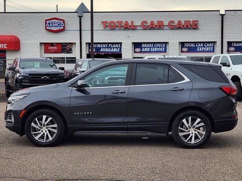 Used 2023 Chevrolet Equinox LT AWD/4WD image 2