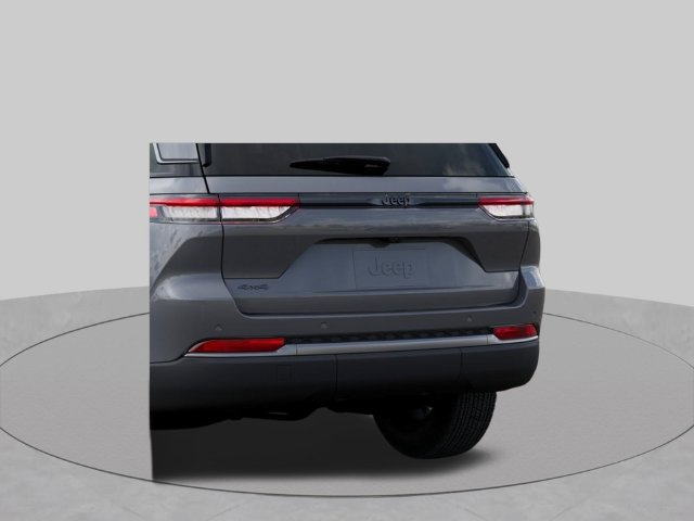 New 2027 Jeep Grand Cherokee Altitude AWD/4WD image 13