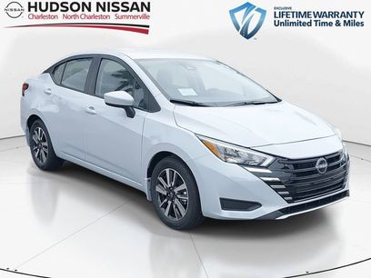 New 2025 Nissan Versa SV w/ Trunk Package