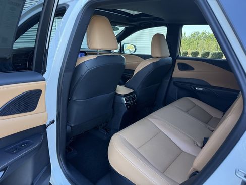 Used 2023 Lexus RX 350 Premium w/ Accessory Package image 25