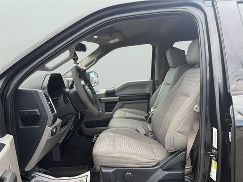 Used 2015 Ford F150 XLT RWD image 10