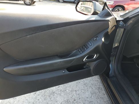 Used 2015 Chevrolet Camaro LT image 10