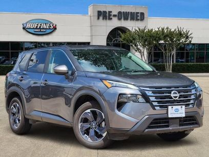 Used 2025 Nissan Rogue SV