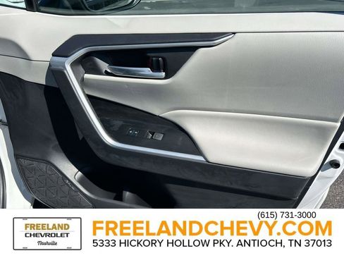Used 2023 Toyota RAV4 XLE Premium image 25