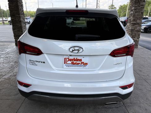 Used 2018 Hyundai Santa Fe Sport FWD image 7