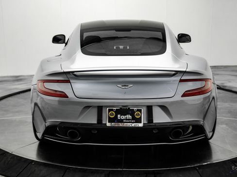 Used 2014 Aston Martin Vanquish Coupe image 11