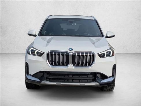 Certified 2025 BMW X1 xDrive28i w/ Convenience Package image 2