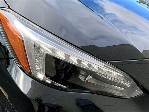 Used 2018 Subaru Crosstrek 2.0i Limited image 25