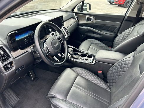 Used 2022 Kia Sorento SX Prestige image 4