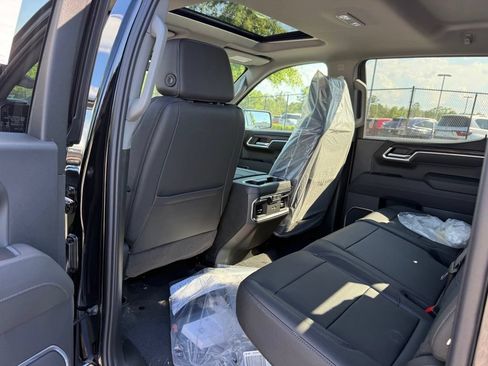 New 2026 GMC Sierra 1500 SLT w/ SLT Premium Plus Package AWD/4WD image 22