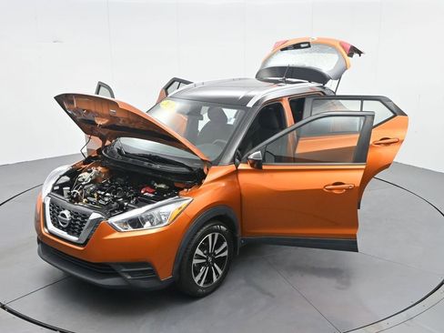 Used 2019 Nissan Kicks SV image 31