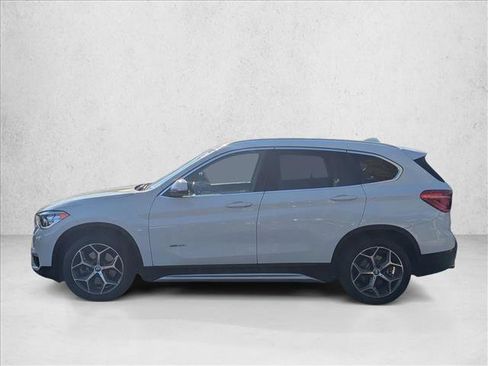 Used 2018 BMW X1 xDrive28i image 9