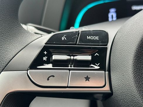 Used 2026 Hyundai Elantra Hybrid FWD image 31