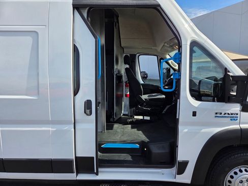Used 2024 RAM ProMaster 3500 w/ Delivery Van Package FWD image 16