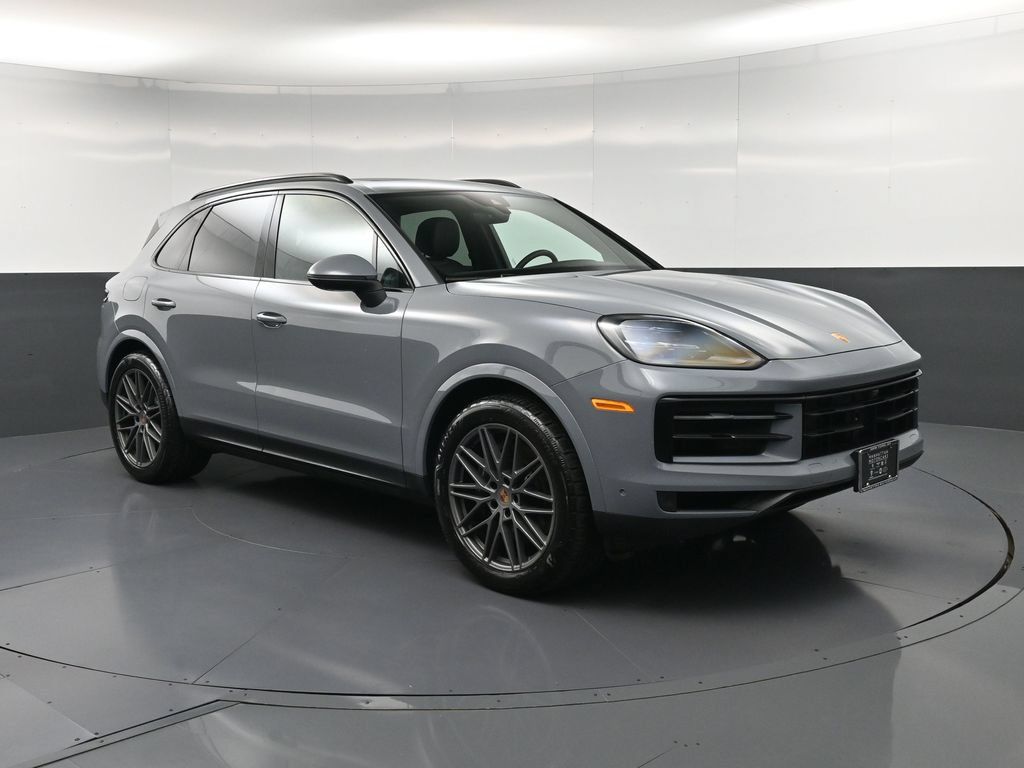 Certified 2026 Porsche Cayenne AWD/4WD image 10