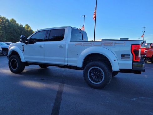 Used 2018 Ford F250 Lariat w/ Lariat Ultimate Package image 9