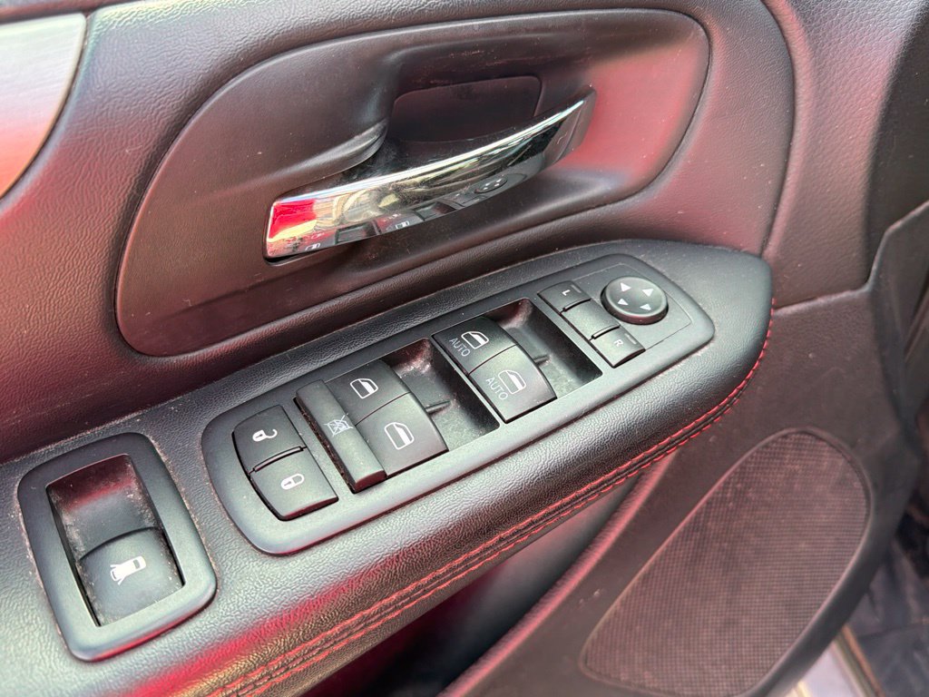 Used 2017 Dodge Grand Caravan GT FWD image 11