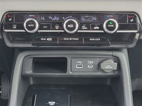 New 2025 Honda Pilot Touring image 22