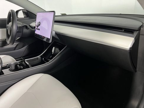 Used 2018 Tesla Model 3 Long Range image 30
