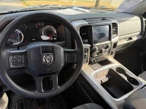 Used 2018 RAM 1500 Outdoorsman image 7