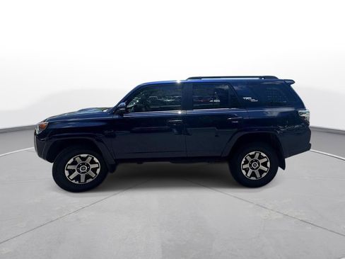 Used 2020 Toyota 4Runner TRD Off-Road Premium w/ Moonroof Package AWD/4WD image 9