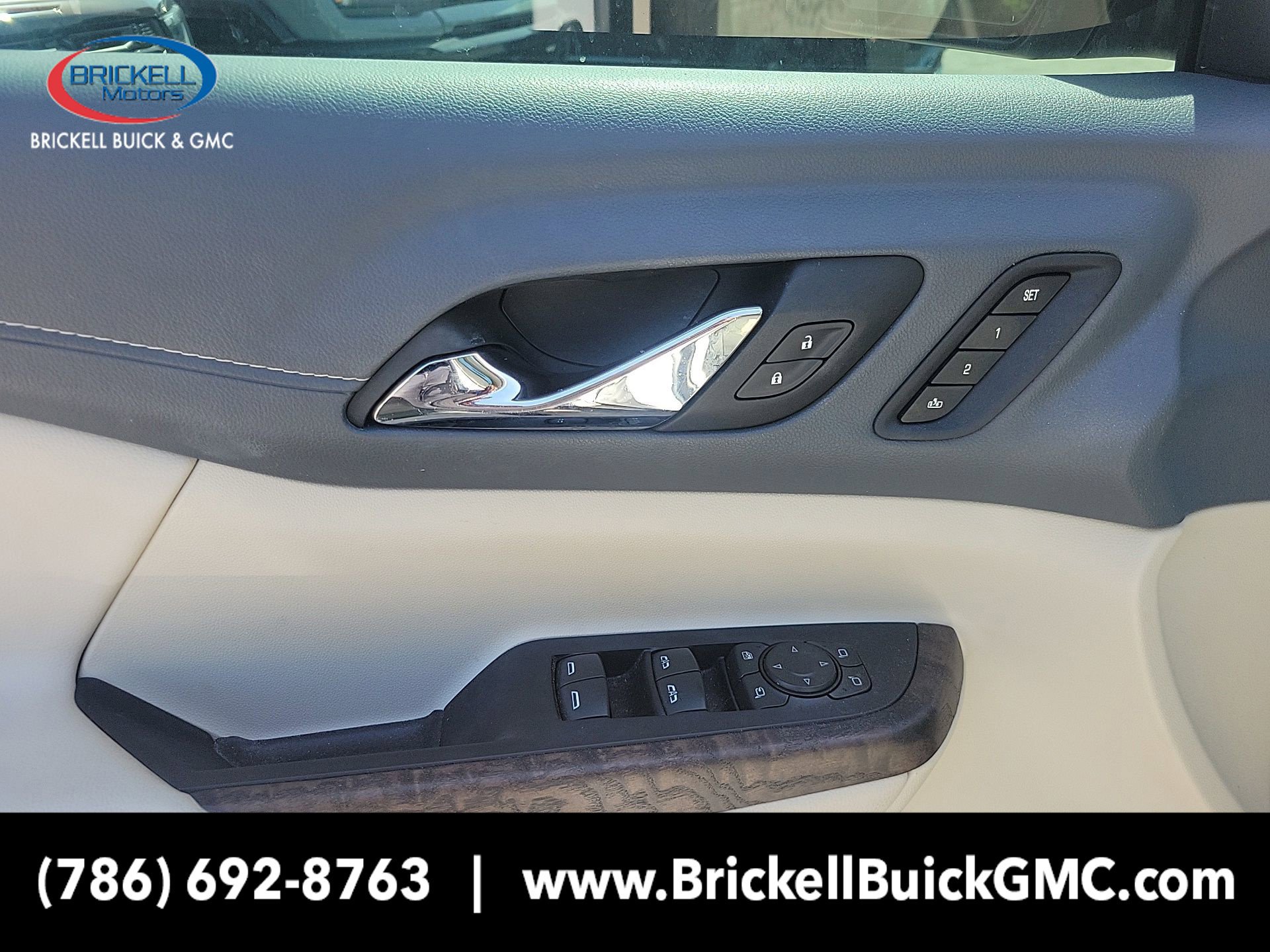 Used 2023 GMC Acadia Denali w/ Denali Ultimate Package FWD image 22
