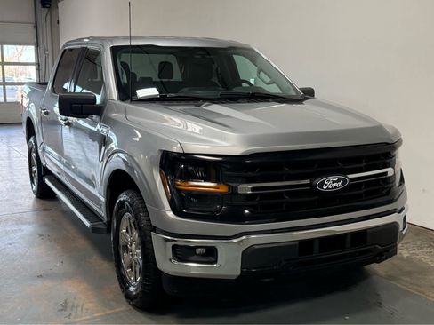 Used 2025 Ford F150 XLT w/ Equipment Group 301A Standard AWD/4WD image 5