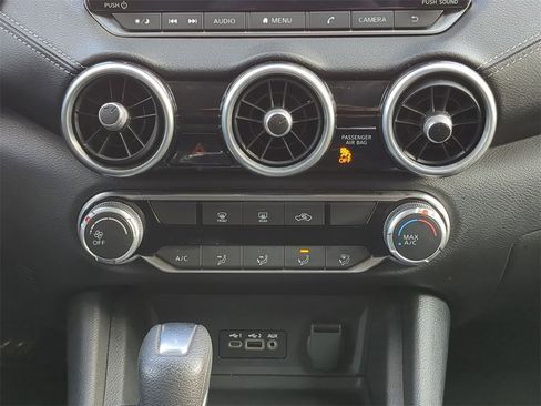 Used 2024 Nissan Sentra SV image 22