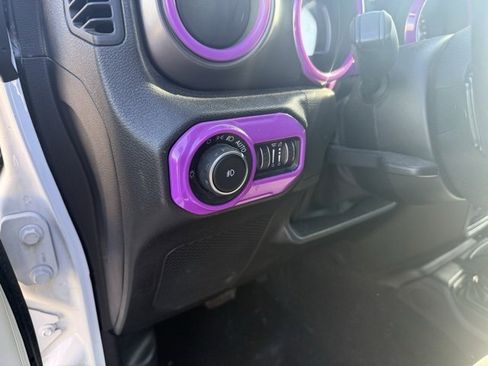 Used 2021 Jeep Wrangler Unlimited Sport image 14